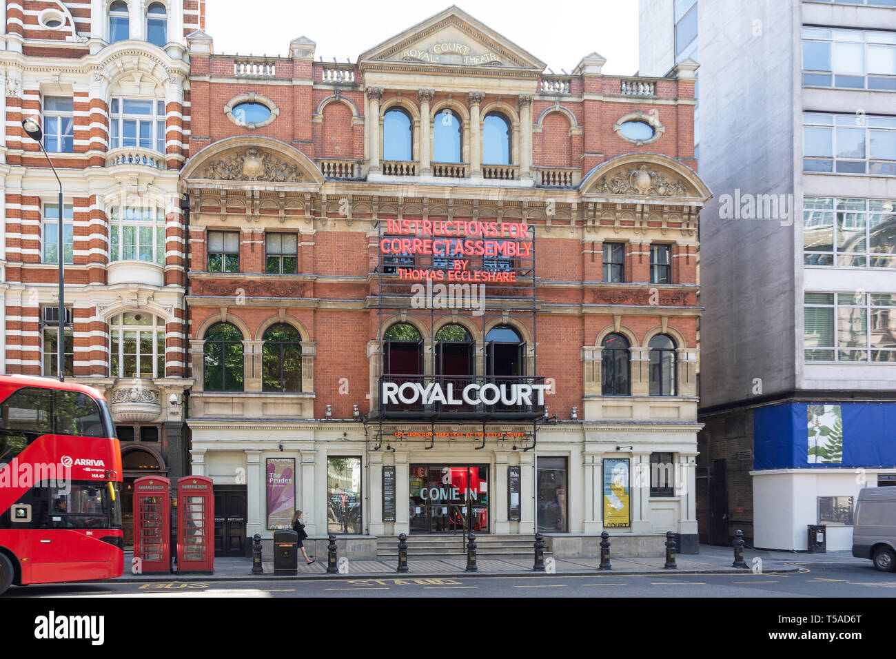 Royal Court Theatre, Sloane Square, Chelsea, Royal Borough of Kensington and Chelsea, Greater London, England, United Kingdom Stock Photo