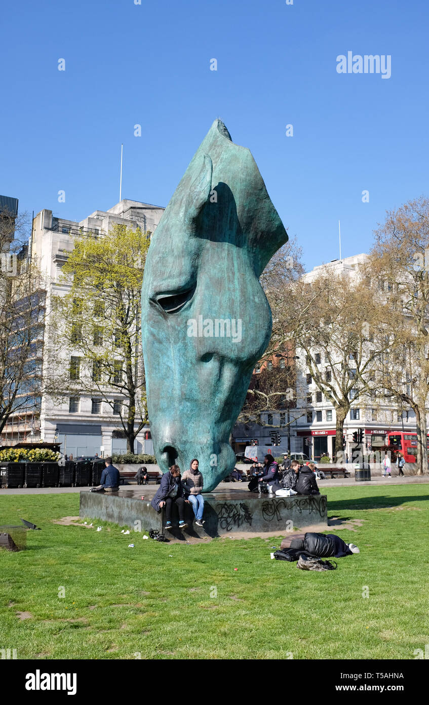 Still Water is a 2011 outdoor bronze sculpture of a horse's head by Nic Fiddian-Green, located at Marble Arch in London UK Stock Photo