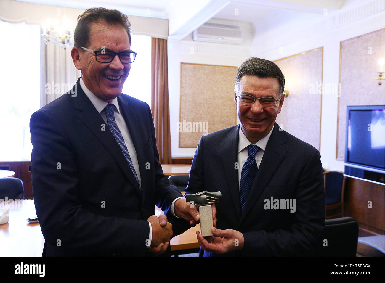 Gerd Mueller High Resolution Stock Photography And Images Alamy