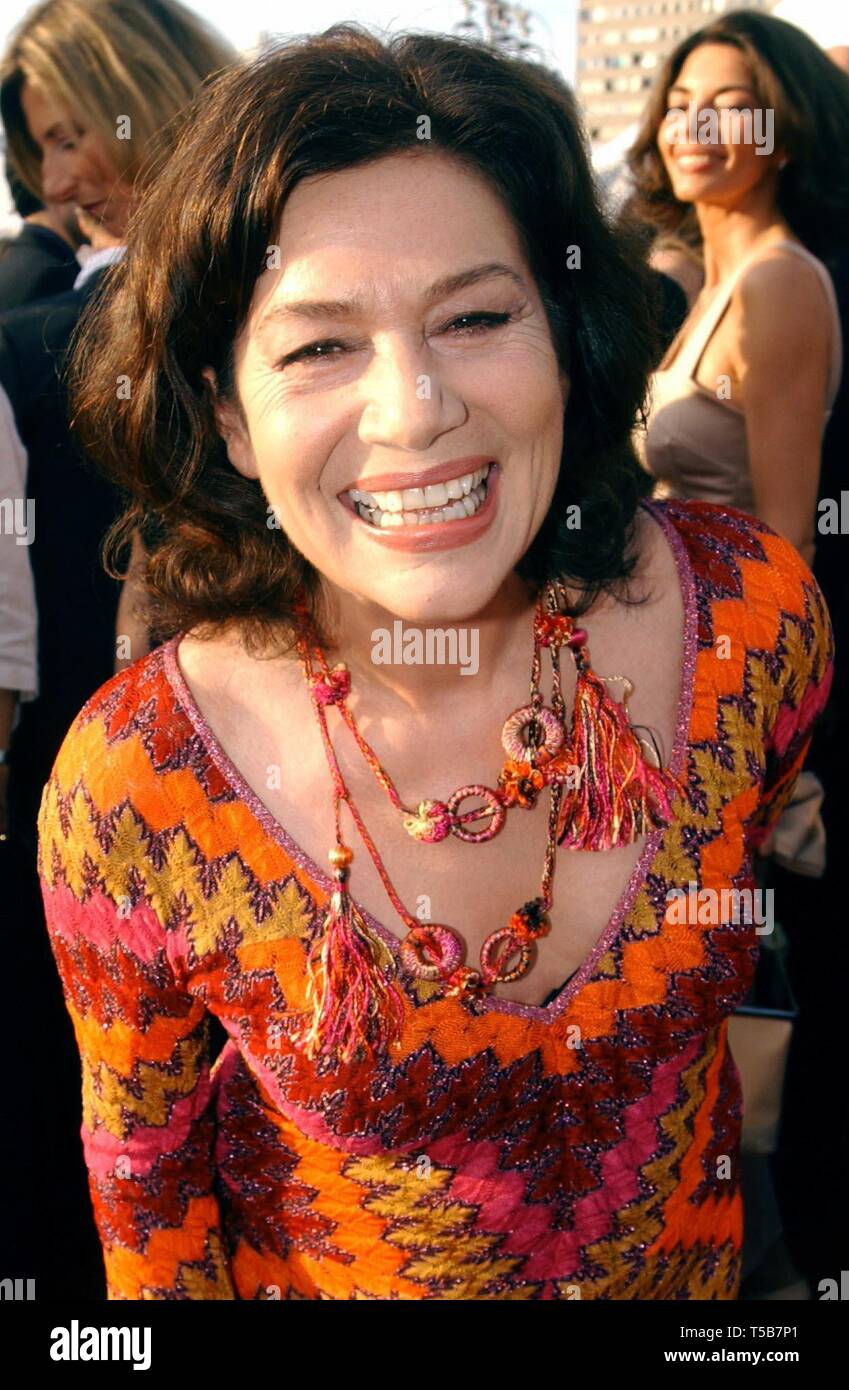 Hannelore Kemps (@hannelorekemps) • Instagram photos and videos, image size:849x1390