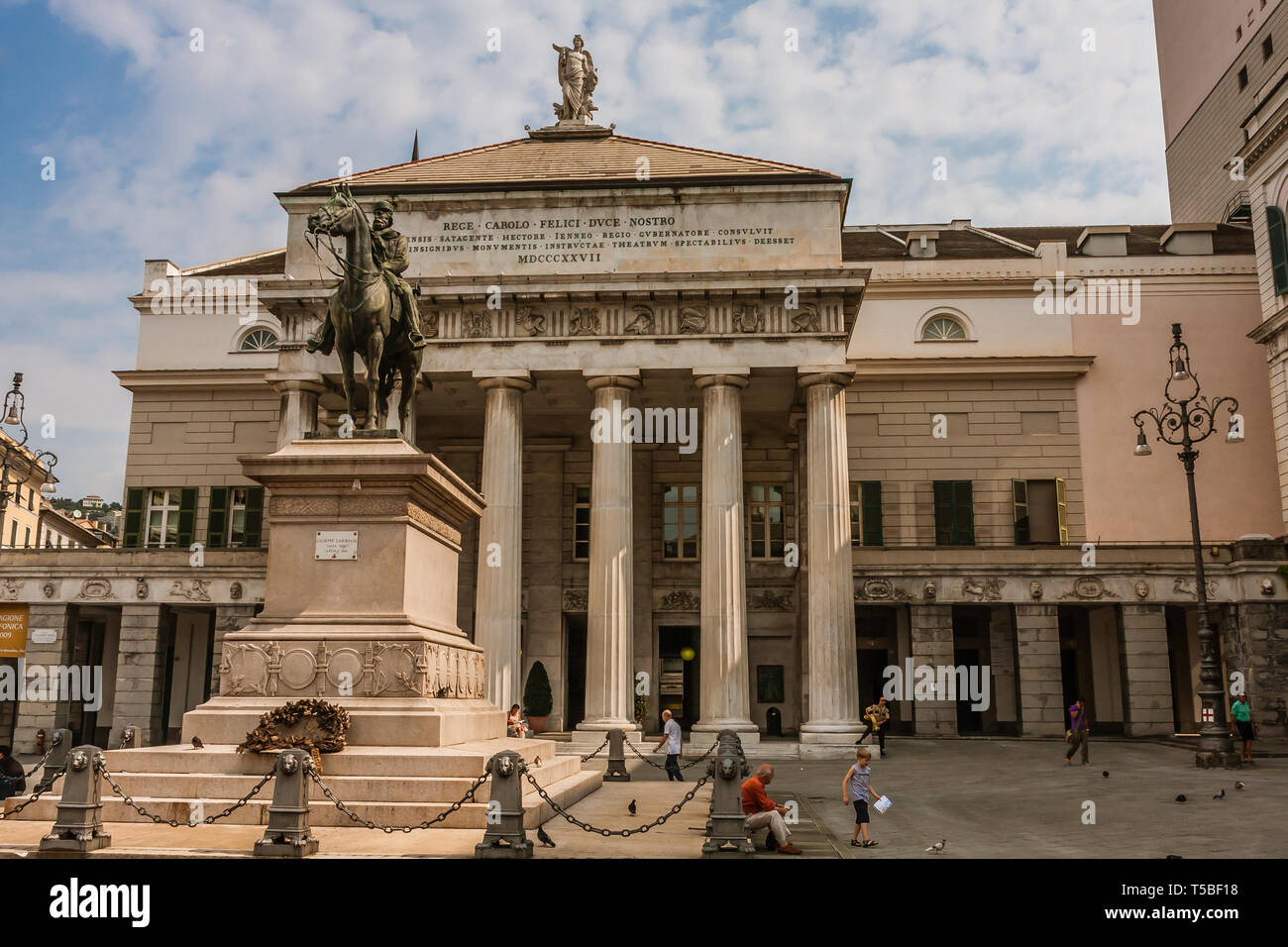 The Teatro Carlo Felice and monument to Garibaldi in Piazza De Ferrari, Genoa Stock Photo