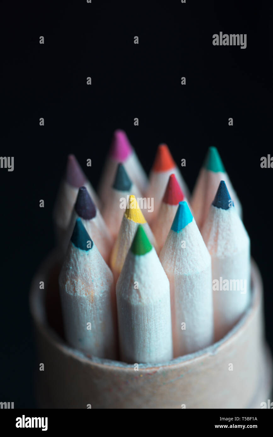 Zoomed in pencil hires stock photography and images Alamy