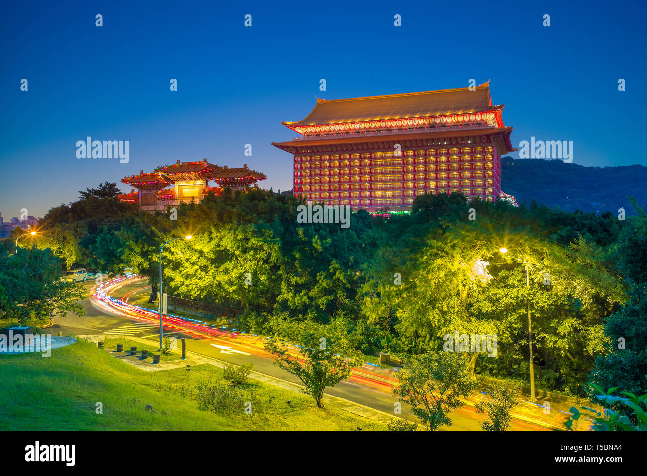 Night view of grand hotel in Taipei, Taiwan Stock Photo