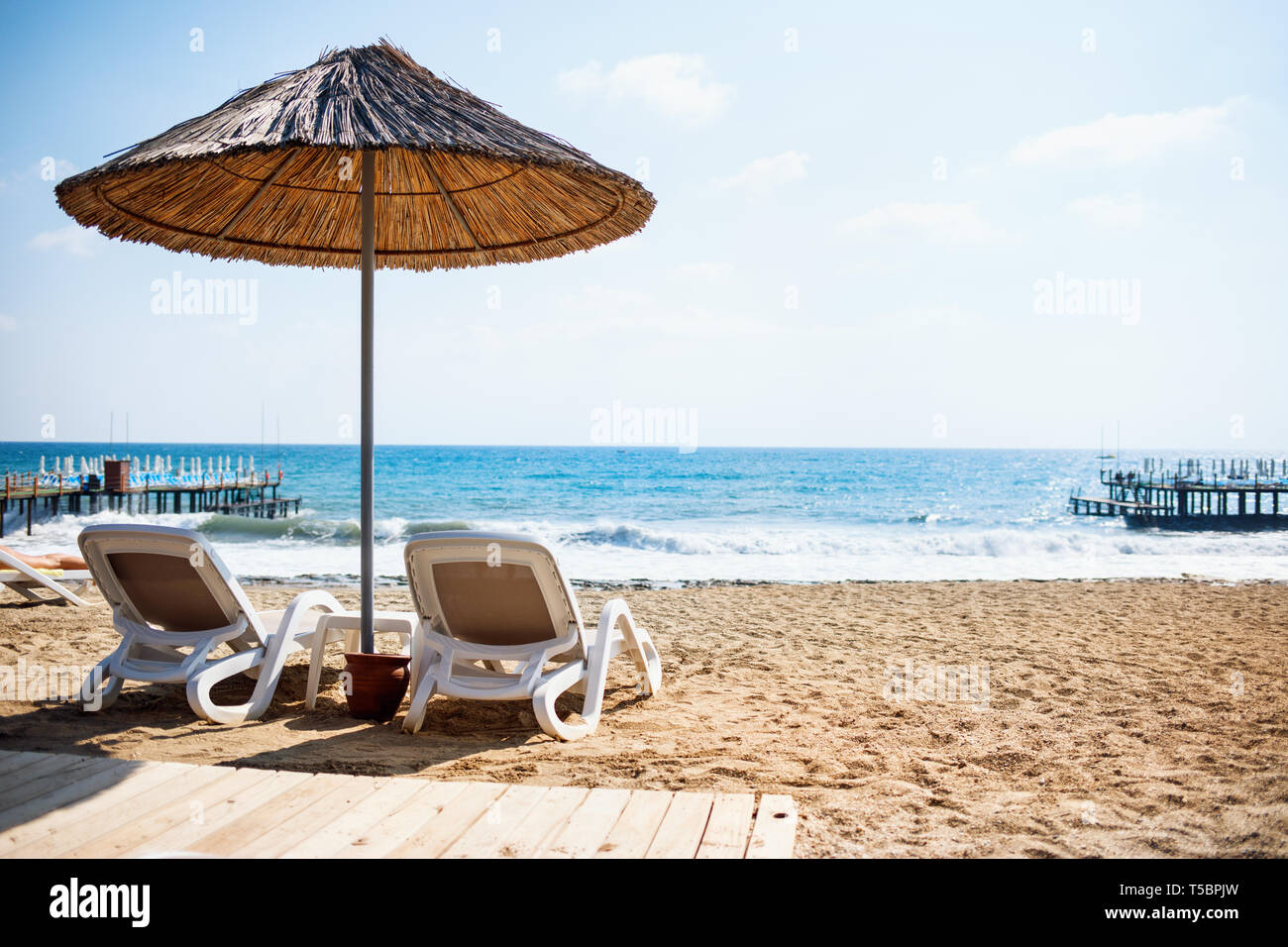 Two deck chairs hi-res stock photography and images - Alamy