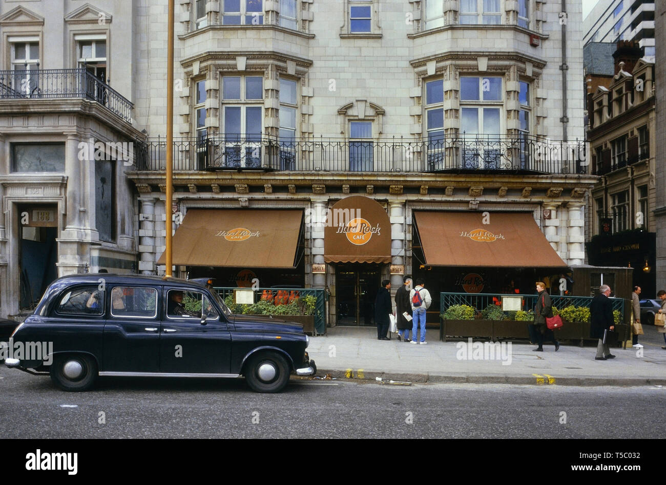 Hard Rock Cafe. Old Park Lane, Mayfair, London, England, UK. Circa 1980's Stock Photo