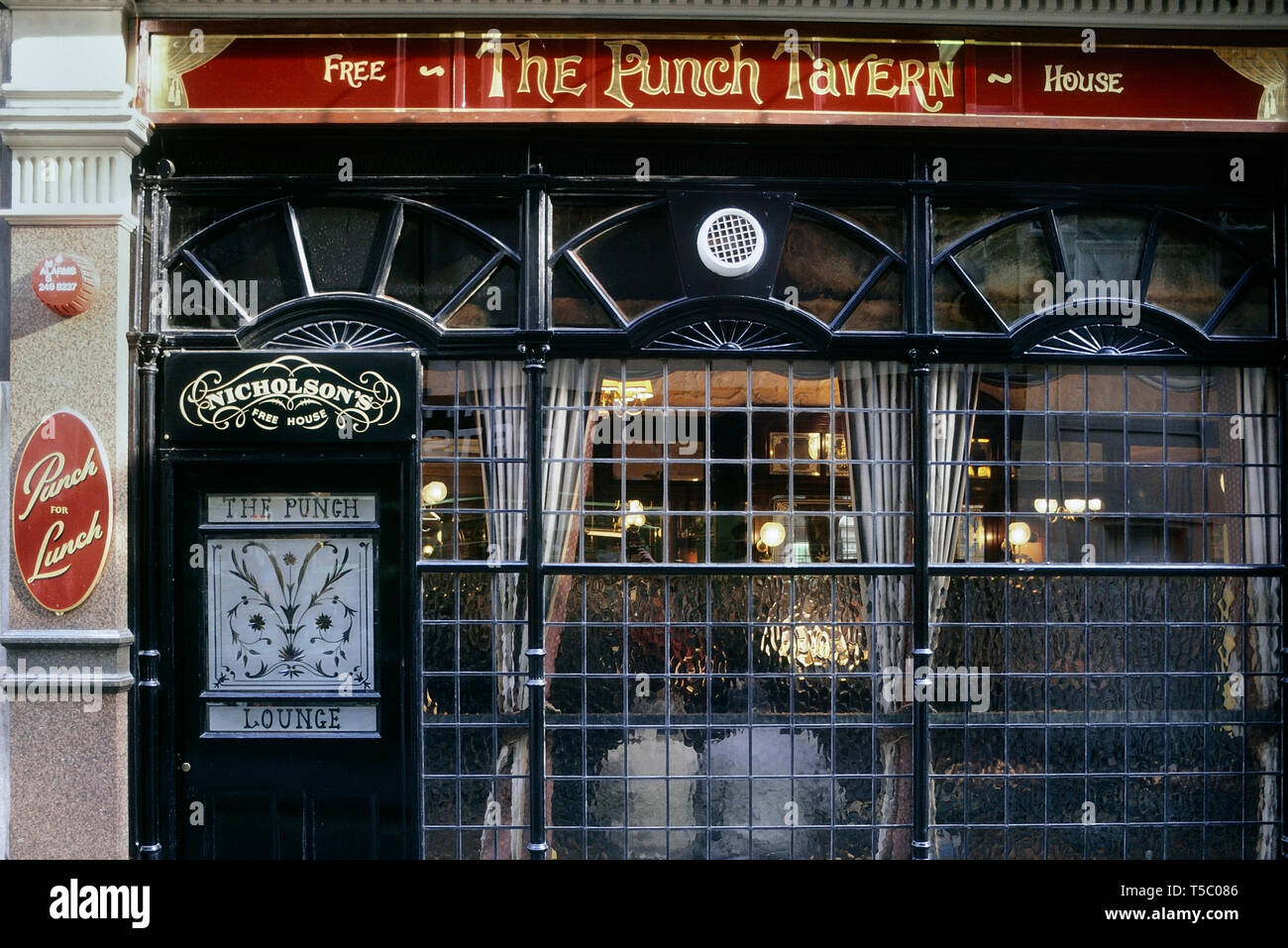 Punch tavern pub london hires stock photography and images Alamy