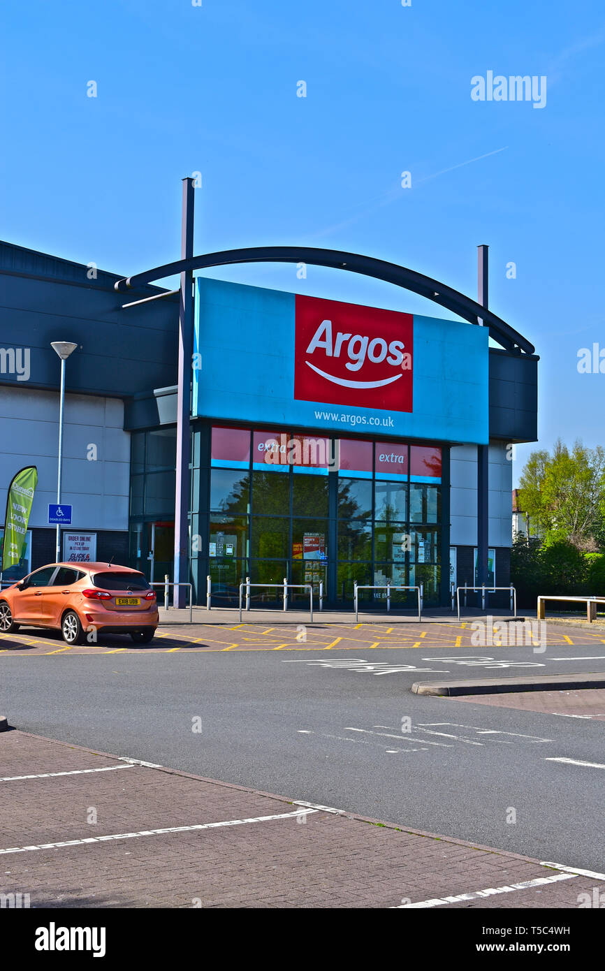 Argos store front hires stock photography and images Alamy
