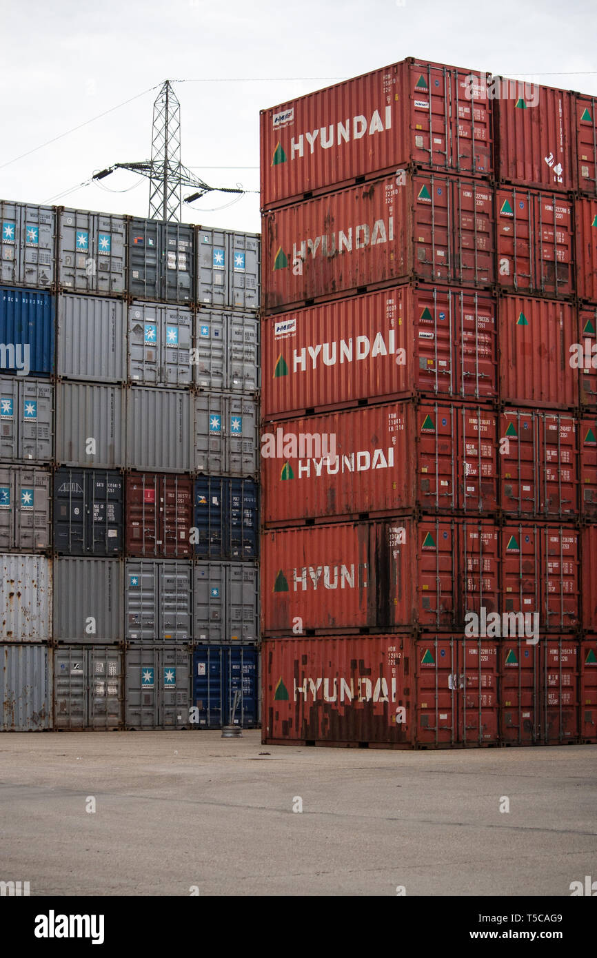 Shipping Containers at Southampton Docks Stock Photo Alamy