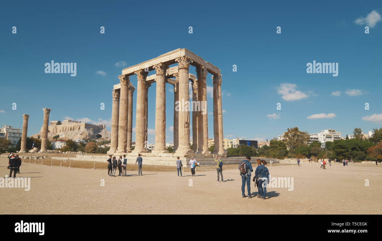 Tourists and Temple of Olympian Zeus, Athens, Greece Stock Photo