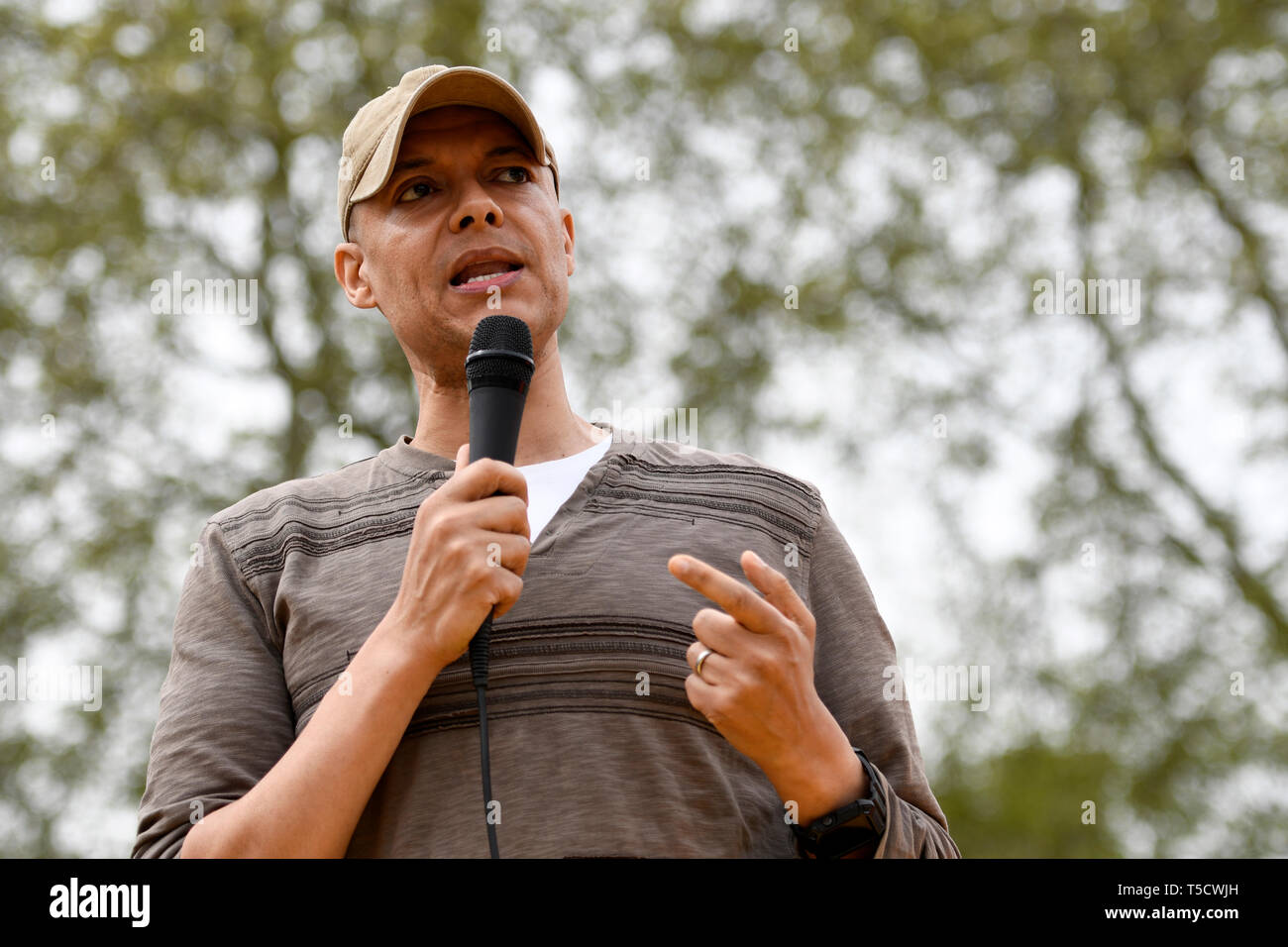 Lewis reed hi-res stock photography and images - Alamy