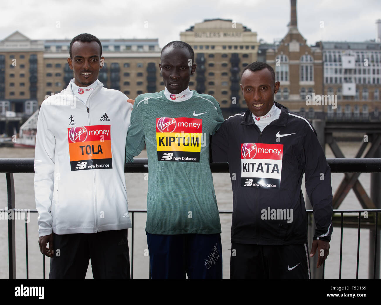London, UK. 24th Apr, 2019. The London Marathon Elite Mens Photocall takes place outside the Tower Hotel with Tower Bridge in the background ahead of the Marathon on Sunday. Taking part are: Sir Mo Farah(GB), Eliud Kipchoge(Ken), Abraham Kiptum(Ken), Shura Kitata(ETH) and Tamirat Tola(ETH). Credit: Keith Larby/Alamy Live News Stock Photo