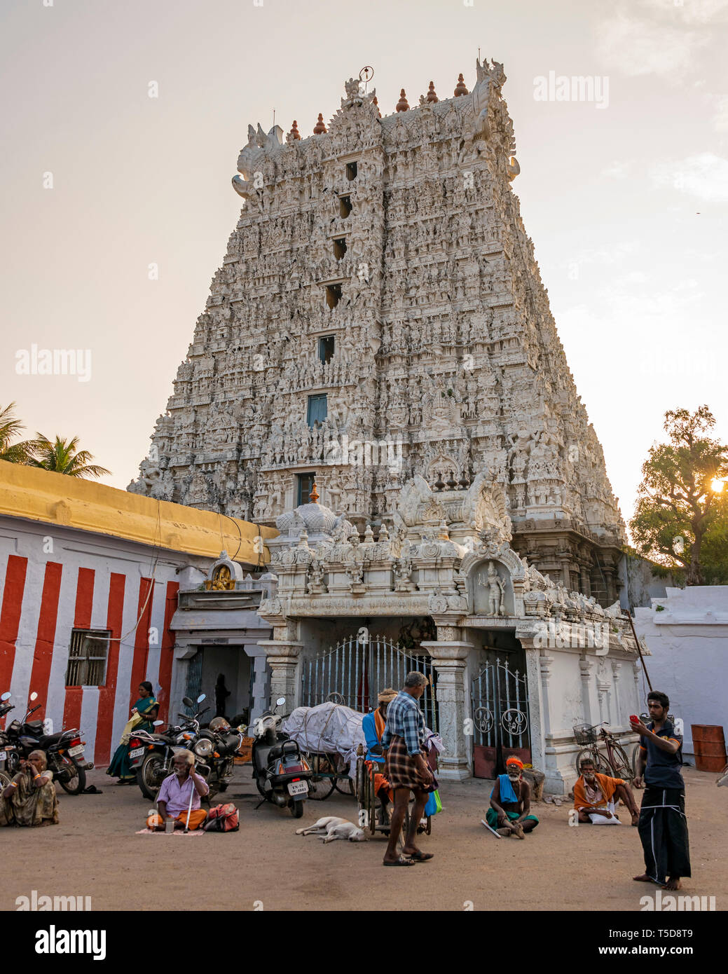 Vertical view of the Thanumalayan Temple in Kanyakumari, India. Stock Photo