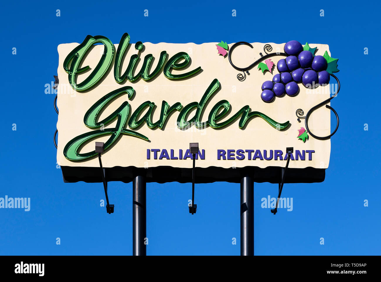 Olive Garden restaurant sign, Kissimmee, Florida, USA. Stock Photo