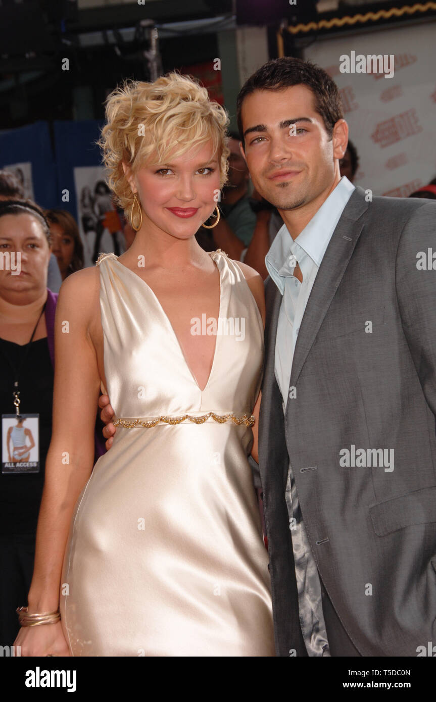 LOS ANGELES, CA. July 25, 2006 Actress ARIELLE KEBEL & actor JESSE