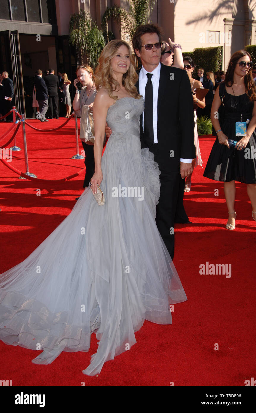 LOS ANGELES, CA. August 27, 2006: Actress KYRA SEDGWICK & husband actor