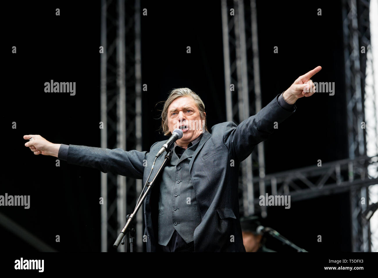 Denmark, Copenhagen - August 11, 2018. The German industrial band Einstürzende Neubauten performs a live concert during the Danish music festival Haven Festival 2018 in Copenhagen. Here singer and artist Blixa Bargeld is seen live on stage. (Photo credit: Gonzales Photo - Bo Kallberg). Stock Photo