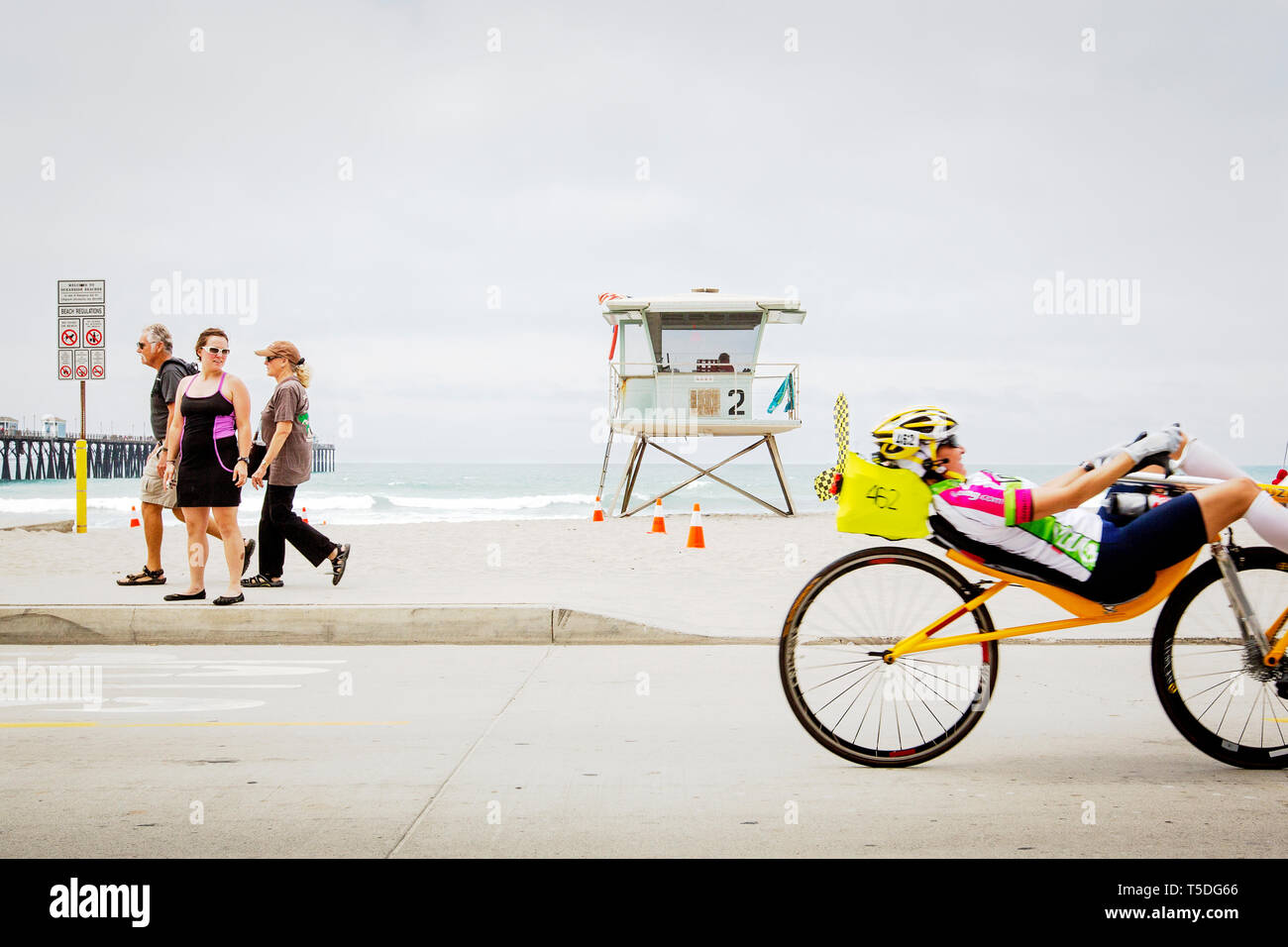Race across hires stock photography and images Alamy