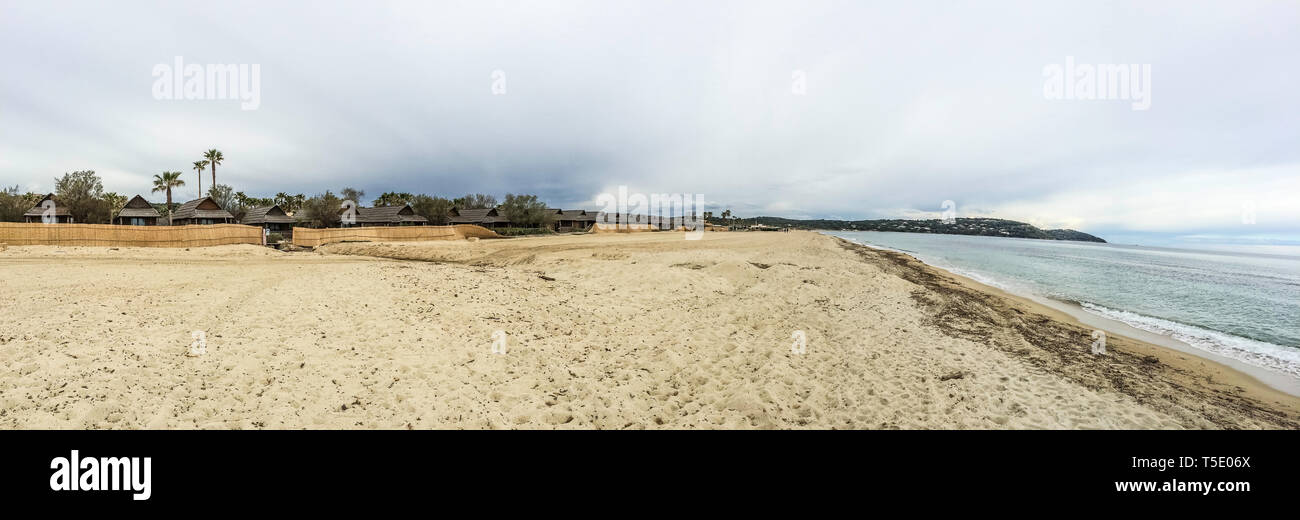 La Plage/beach Pampelonne Ramatuelle (panoramic, nature, sea) Avril 2019 Golf du Saint Tropez, France Stock Photo