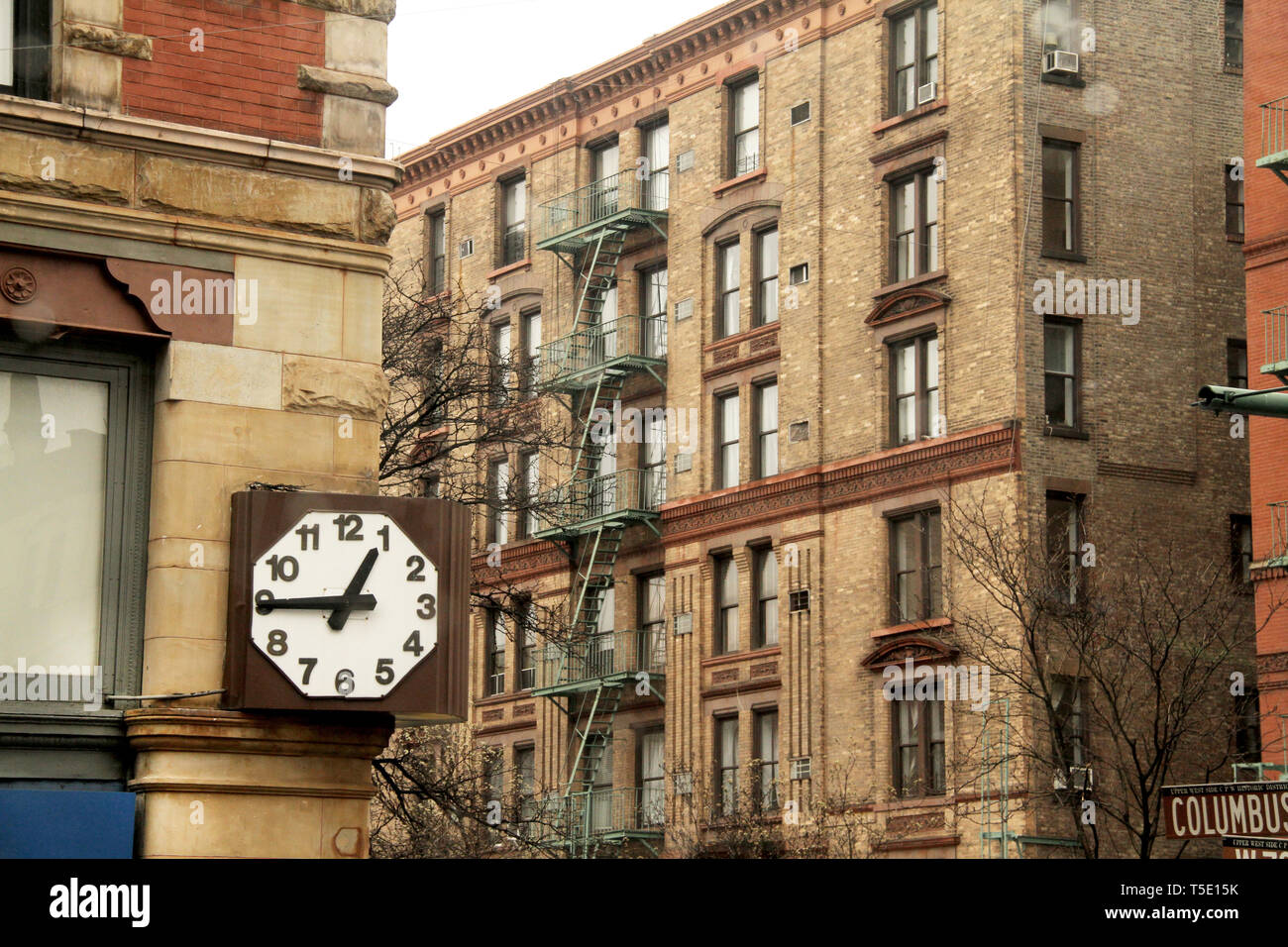 New york building clock hires stock photography and images Alamy