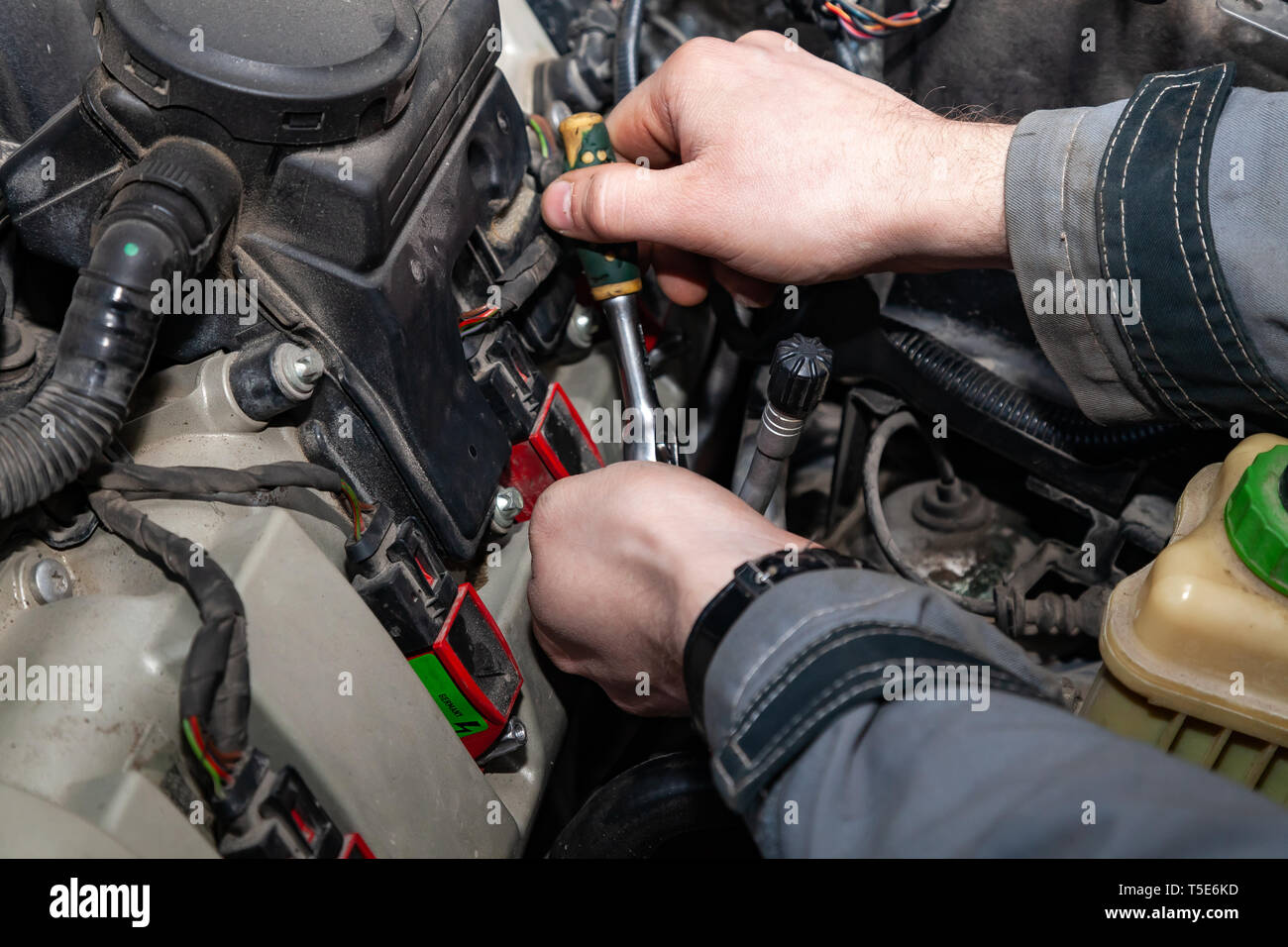 Spark coils hi-res stock photography and images - Alamy