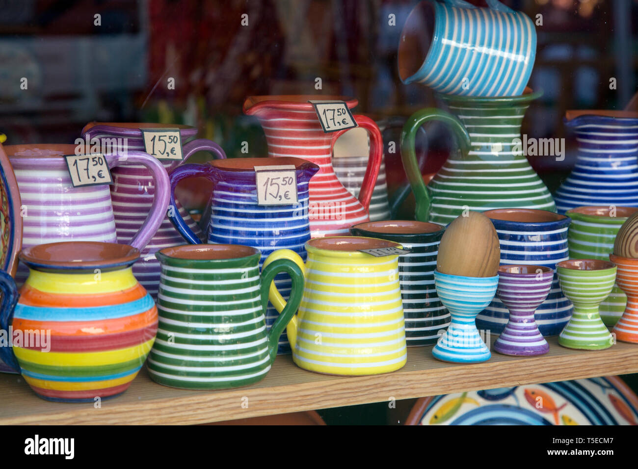 Portuguese traditional pottery algarve portugal hires stock