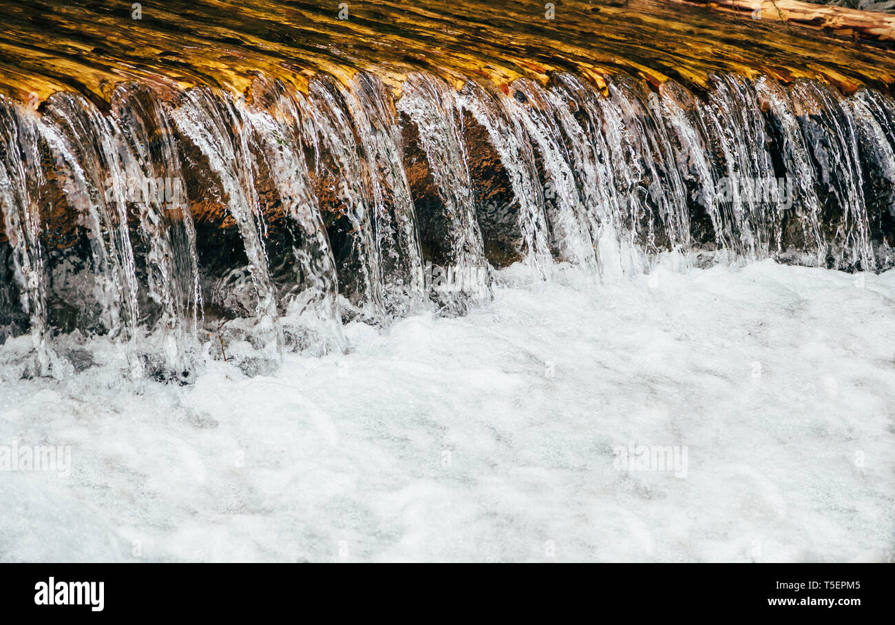 Water from mountain hi-res stock photography and images - Alamy