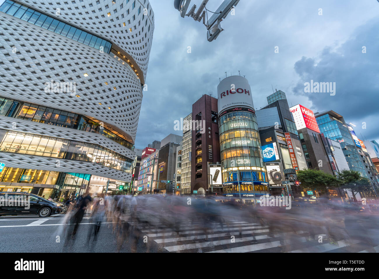 Tokyo Chuo Ward Ginza August 13 17 View Of Motion Blurred People And Cars At Ginza Crossroad Between Chuo Dori And Harumi Dori Streets Stock Photo Alamy