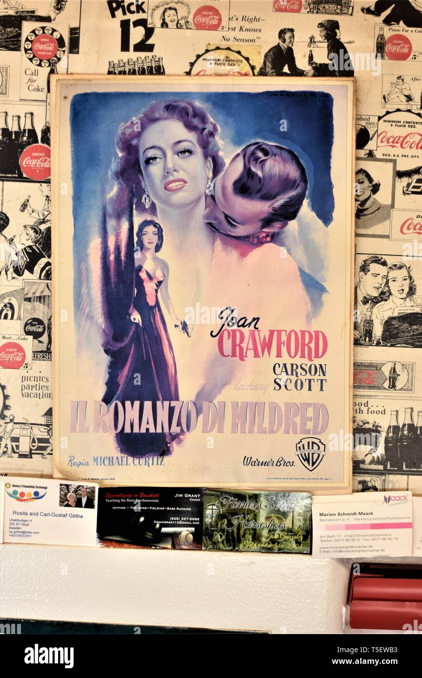 Poster for the movie in Spanish of El Romanso Di Mildred, from 1950, with Joan Crawford and Carson Scott Stock Photo
