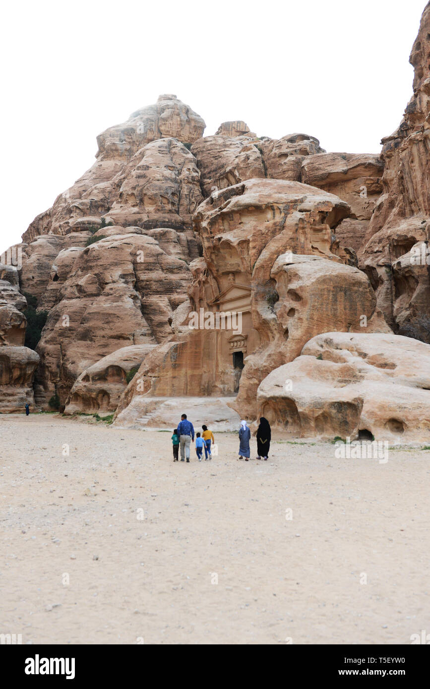 Bedouin tents hires stock photography and images Alamy