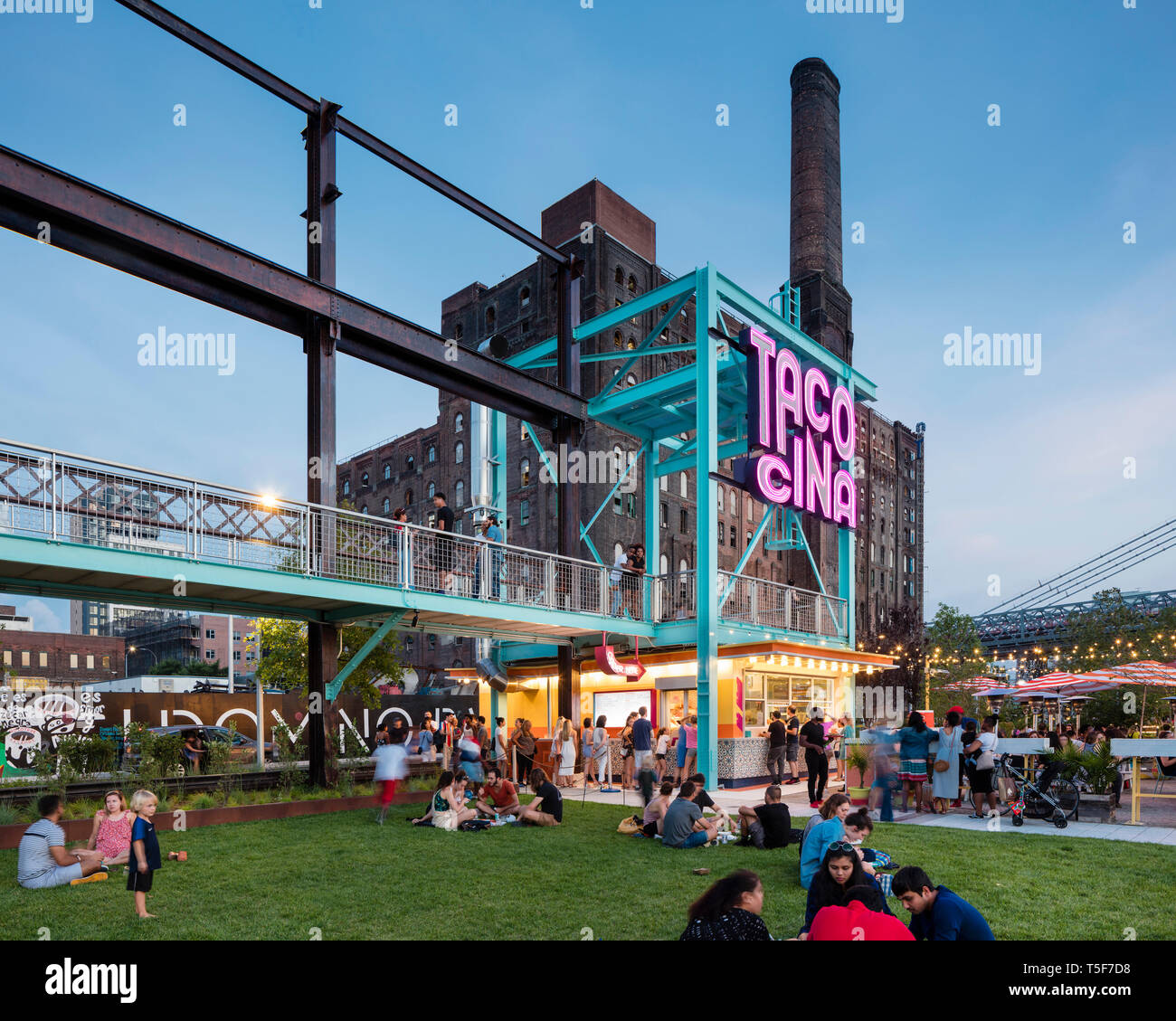 Domino sugar factory hires stock photography and images Alamy