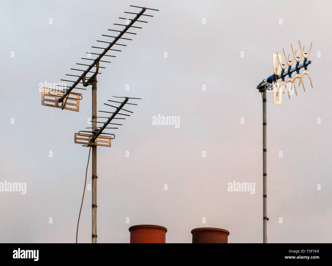Analogue tv aerials hi-res stock photography and images - Alamy