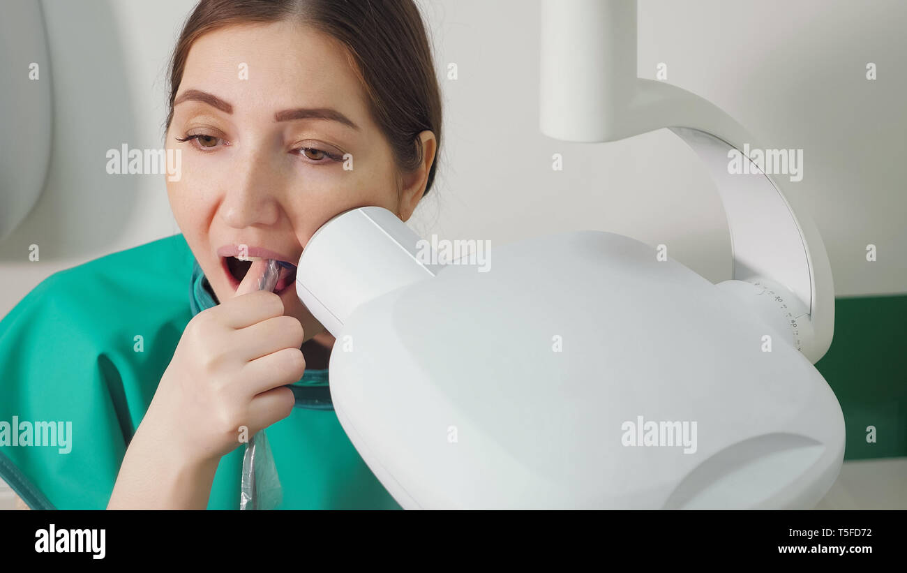 Lead apron hires stock photography and images Alamy