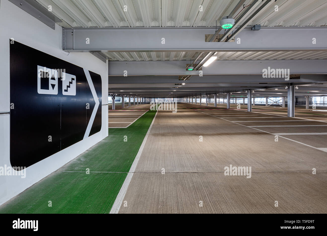 Milton Keynes multistorey ‘smart tech’ car park designed by Leslie