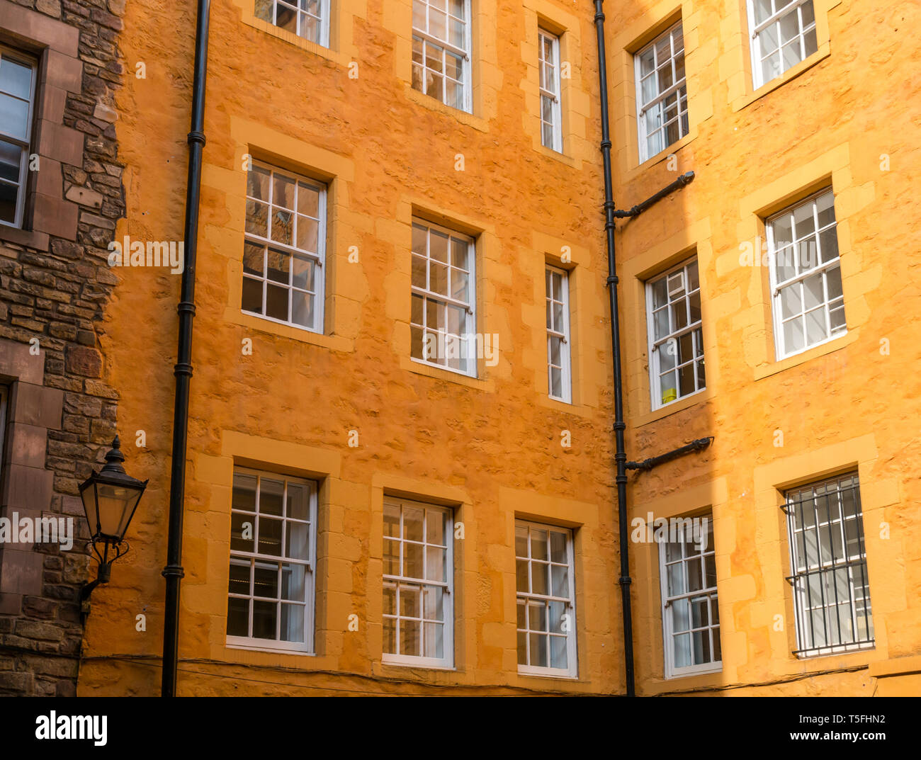 Edinburgh riddles court hi-res stock photography and images - Alamy