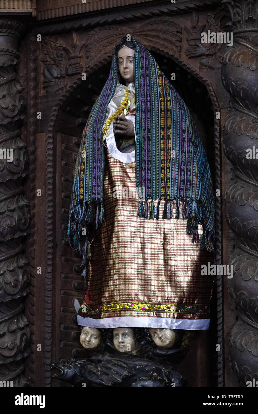 Wood carving female figure hires stock photography and images Alamy
