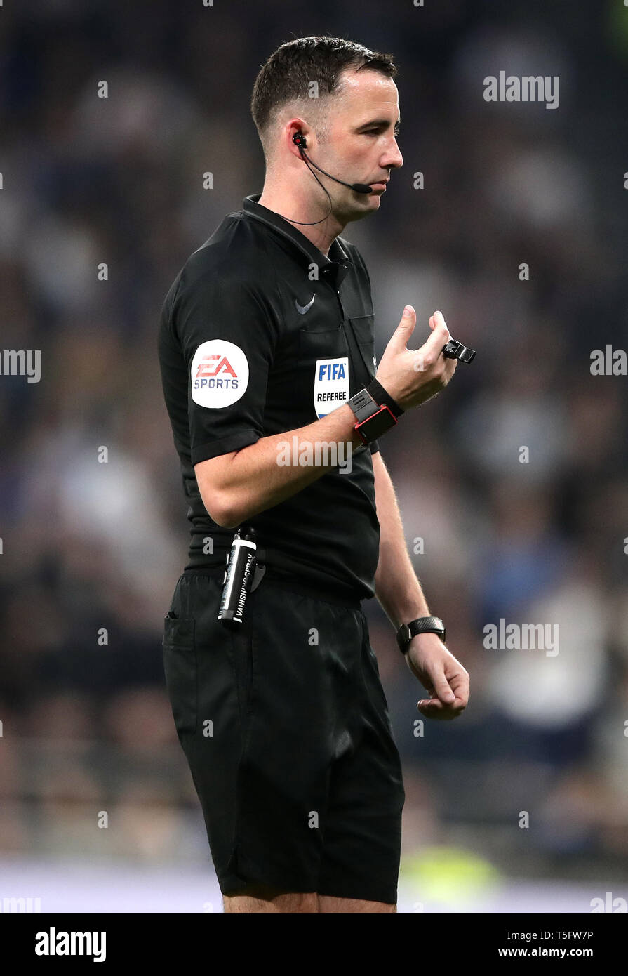 Referee Chris Kavanagh Stock Photo Alamy