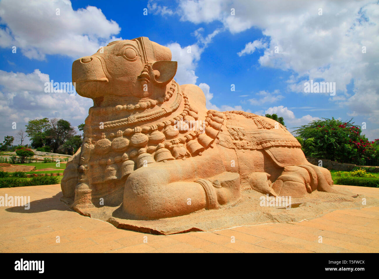 Nandi statue at lepakshi andhra pradesh, India, Asia Stock Photo Alamy