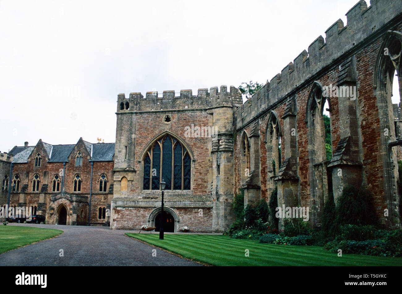Bishop #39 s Palace Wells Cathedral Wells England Stock Photo Alamy