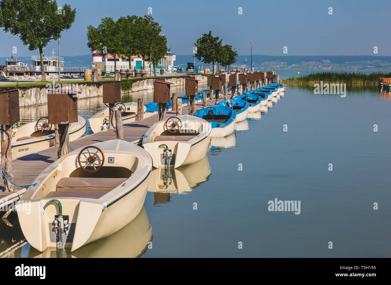 Austria, Burgenland, Lake Neusiedl, boats in Podersdorf Stock Photo