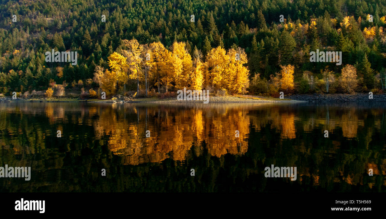 Canada, British Columbia, Shuswap Lake in autumn Stock Photo Alamy