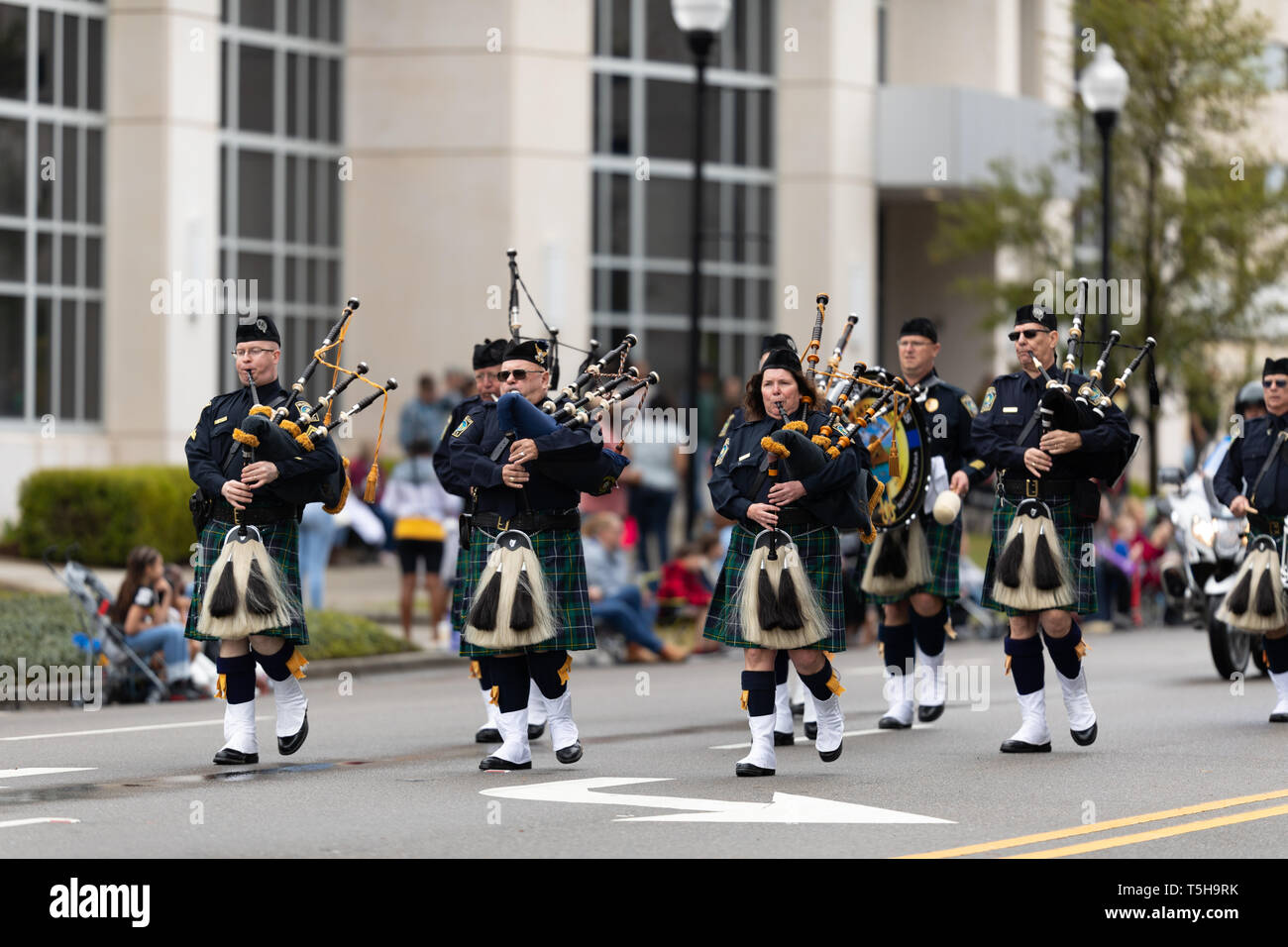 Police marching band parade hi-res stock photography and images - Alamy