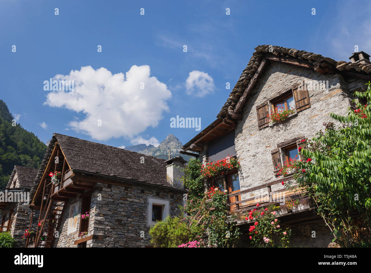 Switzerland, Ticino, Sonogno, typical historic stone houses Stock Photo