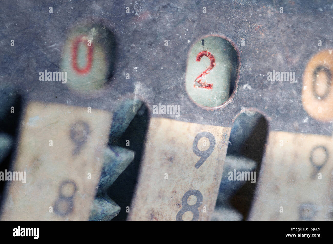 Vintage blue adding machine hi-res stock photography and images - Alamy