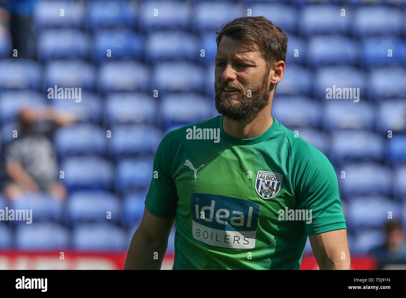 22th April 2019, Madejski Stadium, London, England; Sky Bet Championship, Reading vs  West Brom ; Wes Hoolahan (22) of West Brom   Credit: Matt O'Connor/News Images,  English Football League images are subject to DataCo Licence Stock Photo