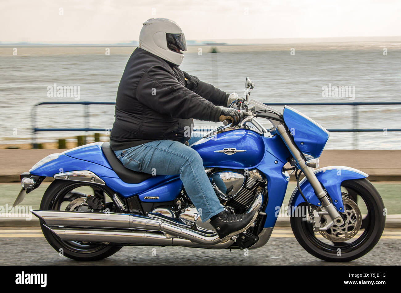 Suzuki intruder m1800r hi-res stock photography and images - Alamy