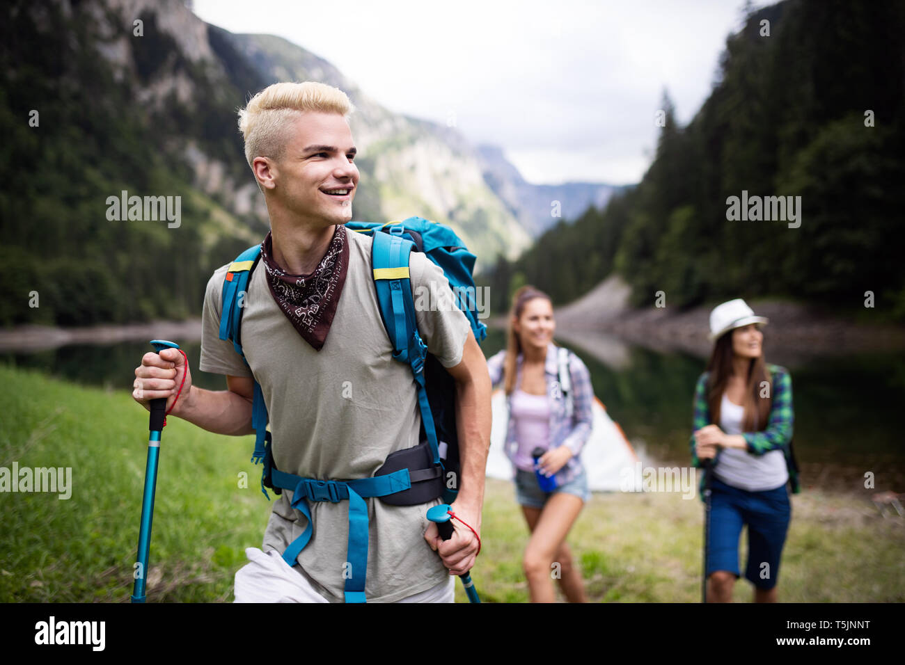 Hiking group sunset hi-res stock photography and images - Alamy