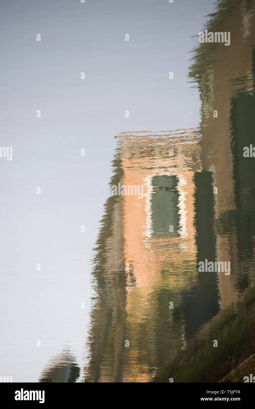 The houses of Venice reflected on the water of a canal Stock Photo - Alamy