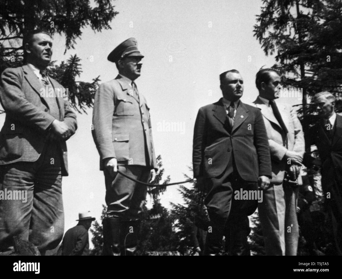 Eva Braun Collection (dvadvadaset) - Schatz, Bormann, Speer with Adolf Hitler ca. late 1930s Stock Photo