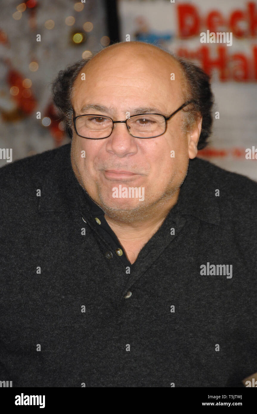 LOS ANGELES, CA. November 12, 2006: DANNY DEVITO at the world premiere of his new movie 'Deck the Halls' at Grauman's Chinese Theatre, Hollywood. Picture: Paul Smith / Featureflash Stock Photo