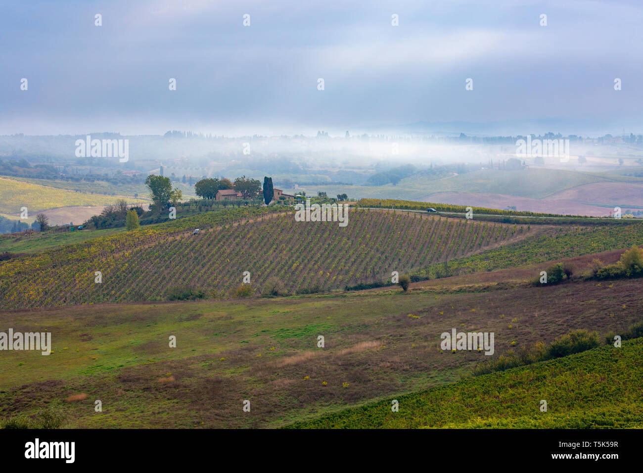 Mist rolling in over hills hi-res stock photography and images - Alamy